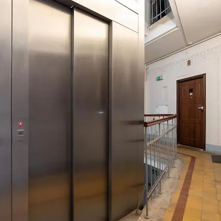 شقة Alabaster Mist 3Br For 6 - Lift - Near Old Town كراكوفيا